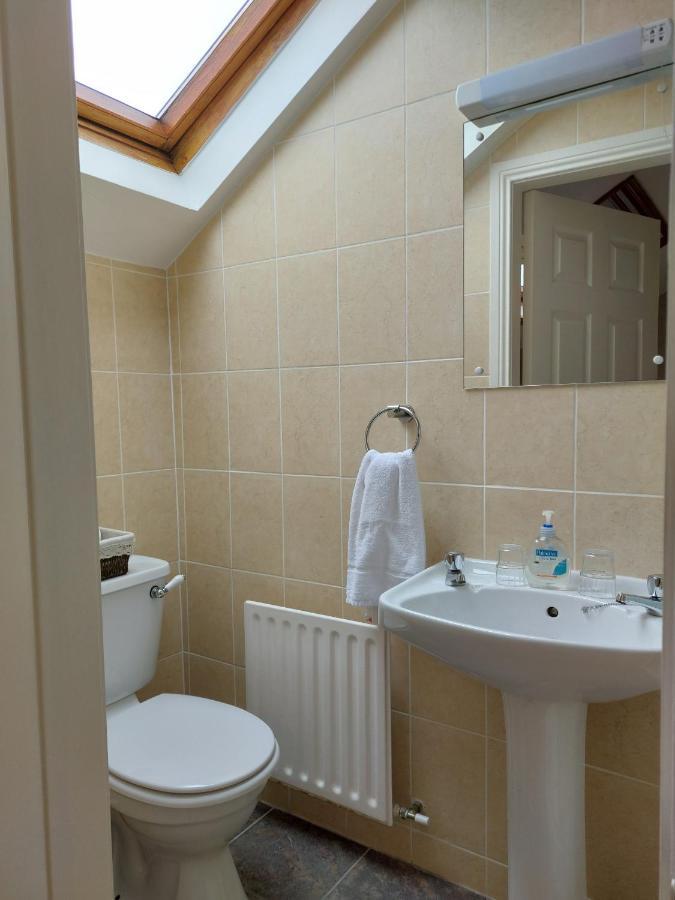 Murphy'S Guesthouse Дингъл Екстериор снимка