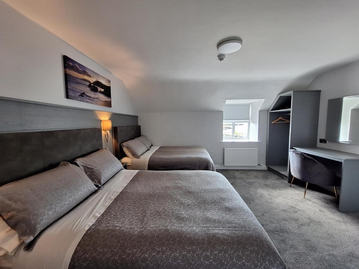 Murphy'S Guesthouse Дингъл Екстериор снимка