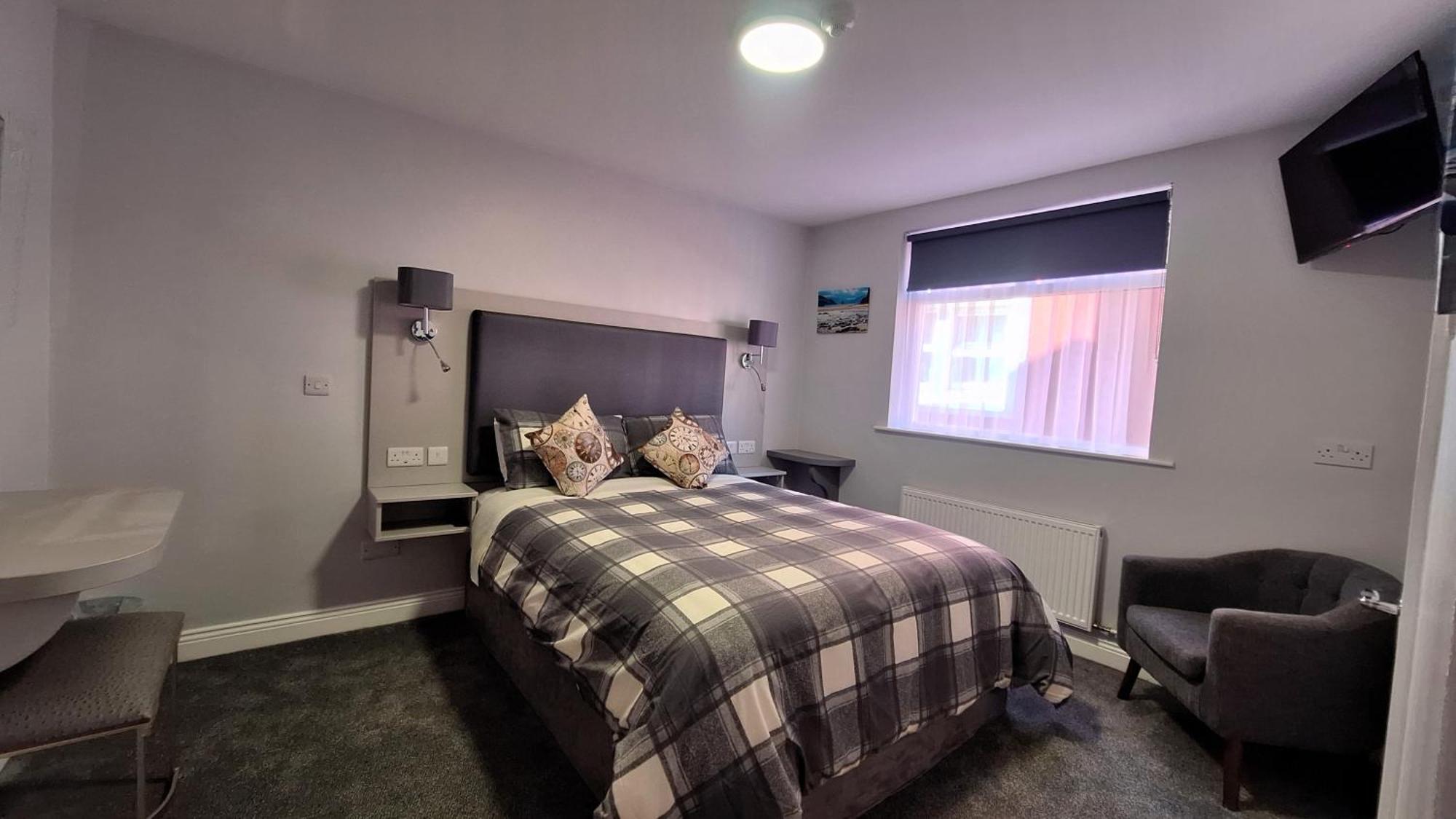 Murphy'S Guesthouse Дингъл Екстериор снимка